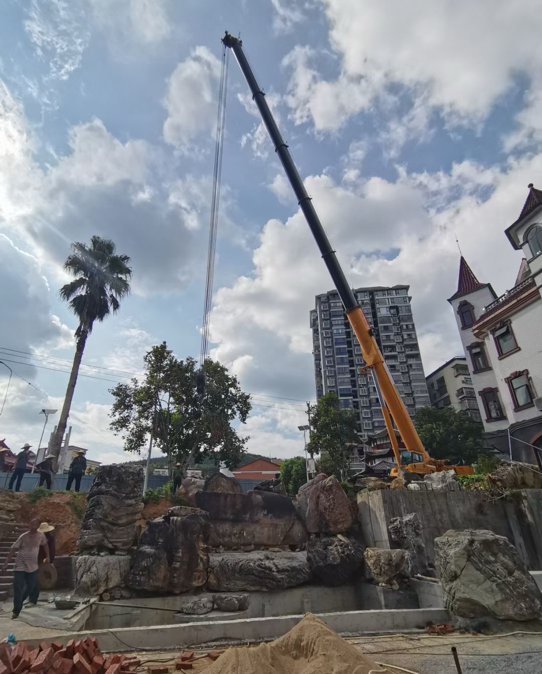 磐石市大小汽车吊出租吊装公司