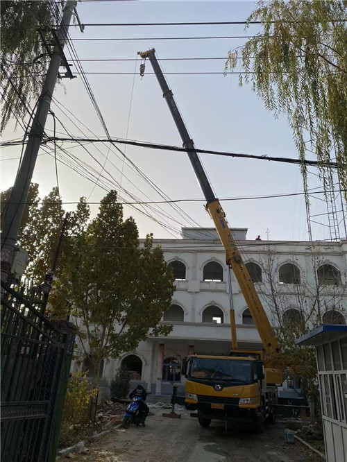 磐石市设备吊装吊地磅吊钻机等设备