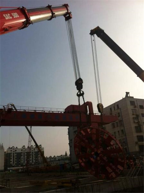 磐石市吊车起重机如何安装钢丝绳使用安全?