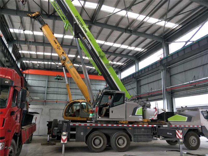 磐石市高空车出租需要注意哪些安全事项？